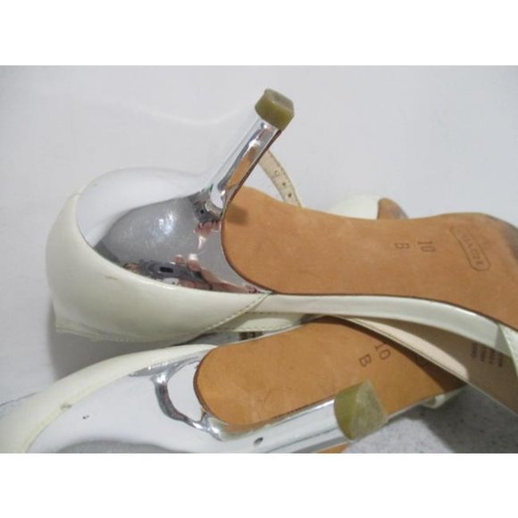 COACH est 1941 'Hellena' Cream Ivory Off White Patent T-strap Open Toe Sandals - Picture 8 of 8